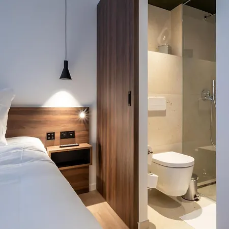 One Two Four - & Hotel 4*